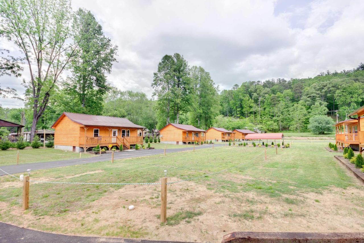 Bears Den Cabin With Porch About 5 Mi To Bryson City! מראה חיצוני תמונה